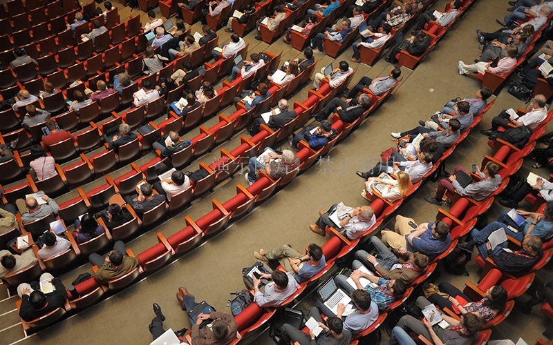 “芯片創(chuàng)新杯”第十三屆中國研究生電子設(shè)計(jì)競賽入校巡講活動順利舉行